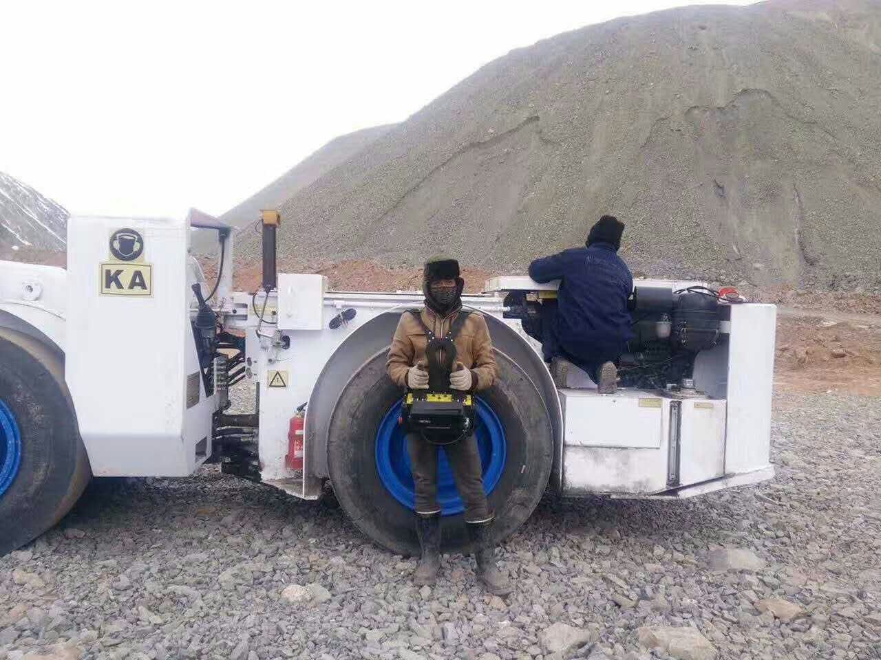 Remote control mining equioment_radio remote _control system__LHD loader_line of sight_underground mining_loader_HOT Mining_kyle3
